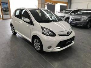 Toyota aygo 1.0 lounge connect 5p m mt