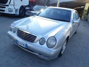 Mercedes-benz e 200 kompressor cat avantgarde evo