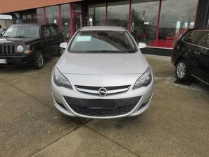 Opel Astra 4ª serie 1.7 CDTI 130CV 4 porte Cosmo