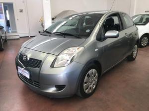 TOYOTA Yaris 1.0 3 porte neopatentati rif. 