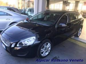 Volvo v60 d3 geartronic vers. momentum
