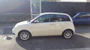 Lancia ypsilon 1.4 platino