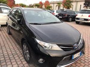 Toyota auris 1.8 hybrid lounge