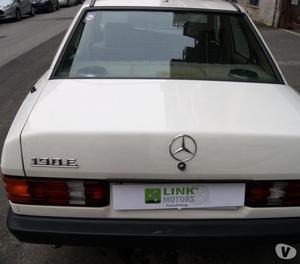 MERCEDES 190 E DEL  CON GANCIO TRAINO