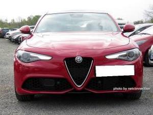 Alfa romeo giulia 2.0 turbo 280 cv at8 awd q4 veloce