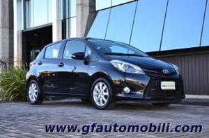 Toyota yaris 1.5 hybrid 5 porte lounge plus + *