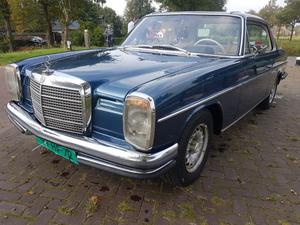 Mercedes-Benz - 280 CE w114 coupe - 