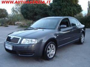 Skoda superb 1.9 tdi/130cv comfort