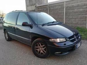 Chrysler voyager 2.5 turbodiesel lx 7 posti