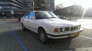 BMW - 525i - 