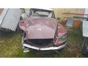 Citroen ds d5 super demolito semicompleto