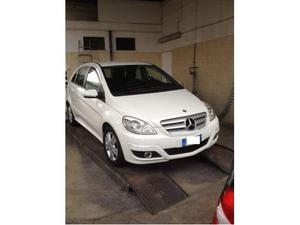 MERCEDES-BENZ B 200 CDI Sport