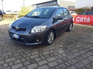 Toyota auris 2.0 d-4d dpf 5 porte sol