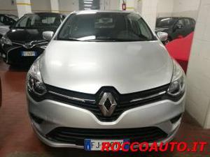 Renault clio dci 75cv zen nav sat c.l clima autom. neopatent