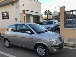 Lancia ypsilon 1.3multijet 75cv argento soli*km