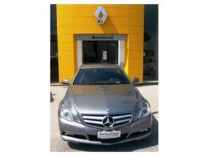 MERCEDES-BENZ E 220 CDI Coupé BlueEFFICIENCY Avantgard