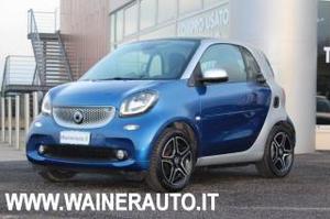 Smart fortwo  prime line assist navi led panorama