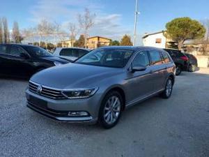 Volkswagen passat 2,0 tdi variant highline uniproprietario