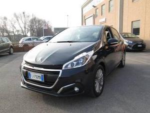 Peugeot m12 puretech 82 5 porte active