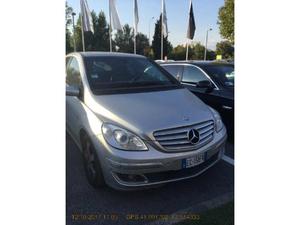 Mercedes-Benz B 200 CDI Chrome PELLE NAVI AUTOM KM CERTIF