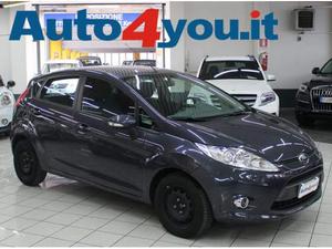 FORD Fiesta + 1.4 TDCi 70CV 5 porte Ok Neopatentati