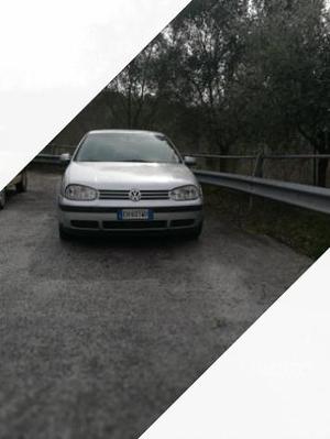 Volkswagen golf anno  tdi 101 cv