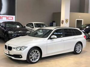 BMW 320 d xDrive Touring Business Advantage - Navi - Led