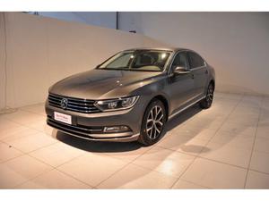 Volkswagen Passat 2.0 TDI DSG Highline BlueMotion Technology