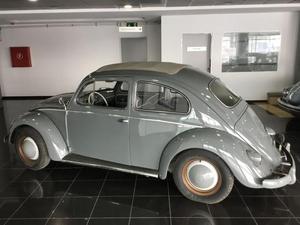 Volkswagen -  Käfer mit Faltschiebedach - 