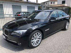 vendo BMW 740 i