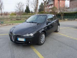 Alfa Romeo  JTDM (150 cv) Distinctive 3 Porte