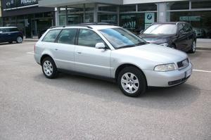 Audi A4 2.5 V6 TDI Avant Advance