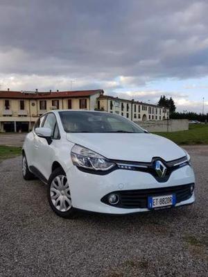 OCCASIONE privato vende Renault Clio 1.5 DCI 5 porte