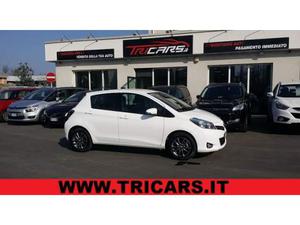 Toyota yaris 1.0 5 porte lounge retrocamera - neopatentati