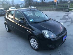 Ford Fiesta V 5p. Titanium