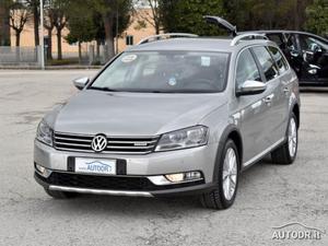 VOLKSWAGEN Passat Alltrack 2.0 TDI DSG 4motion BlueMotion