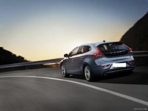 VOLVO V40 T2 R-design rif. 