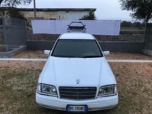 Mercedes Benz 200