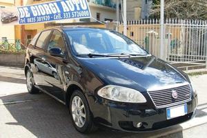 Fiat croma 1.9 multijet 16v emotion