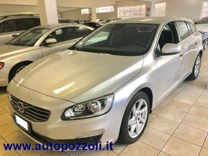 VOLVO V60 D4 Geartronic Momentum Navigatore rif. 