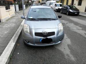 Toyota Yaris 1.3 5p. Sol