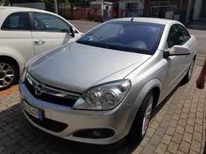 Opel Astra Astra TwinTop 1.6 T 16V Cosmo