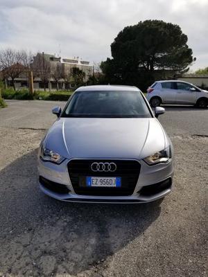 Audi A3 S-Tronic Admired S Line 1.6 TDI