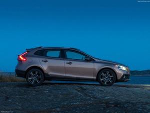 VOLVO V40 Cross Country D3 Geartronic Business rif. 