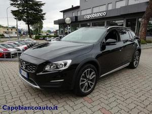 VOLVO V60 Cross Country D3 Geartronic Business rif. 