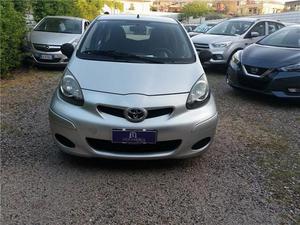 TOYOTA Aygo 1.0 Bz 5 porte CLIMA E RADIO rif. 