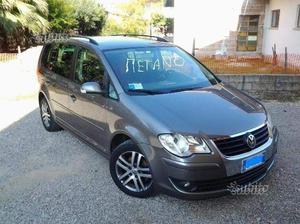 Vw touran a metano 7 posti acc. pormute