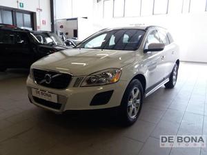 Volvo XC---) D3 Geartronic Kinetic