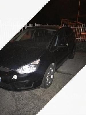 Ford s - max
