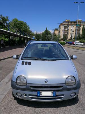 Renault Twingo 1.2 neopatentati